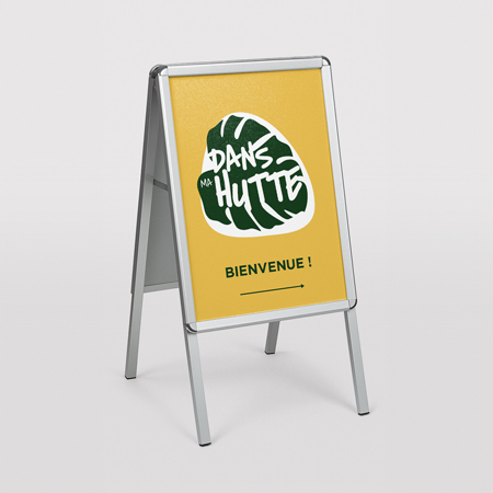 Attirez tous les regards avec le chevalet stop trottoir ! Un support efficace pour mettre en avant vos menus, promotions ou événements dès la rue. Chevalet stop trottoir