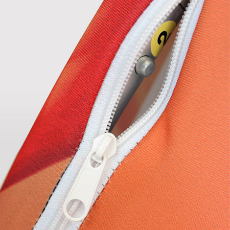 Housse Formulate — textile HD tendu, visuel sur-mesure. Housse formulate